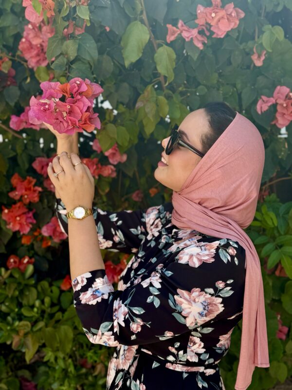 ⁦فستان الزهور⁩ - الصورة ⁦6⁩
